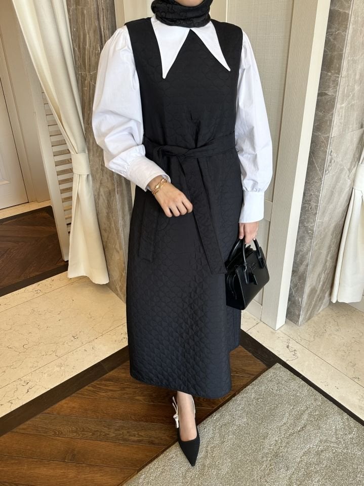 Kapitone Jile (Siyah)