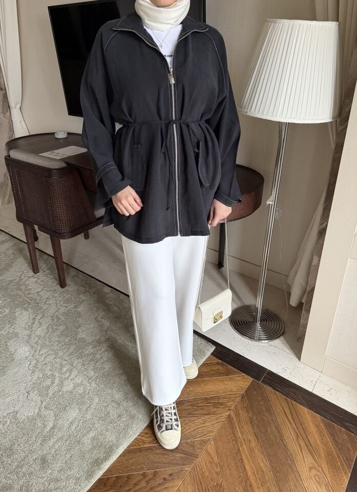 Apolet Detaylı Fermuarlı Ceket (Siyah)