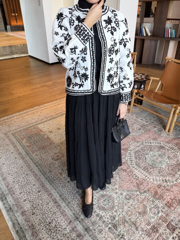 Nakışlı Müslin Ceket (Siyah Tonlar)