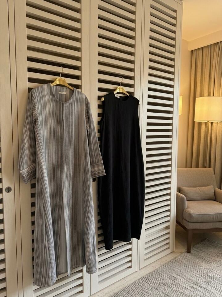 Hilla İkili Müslin Abaya Takım (Siyah Tonlar)