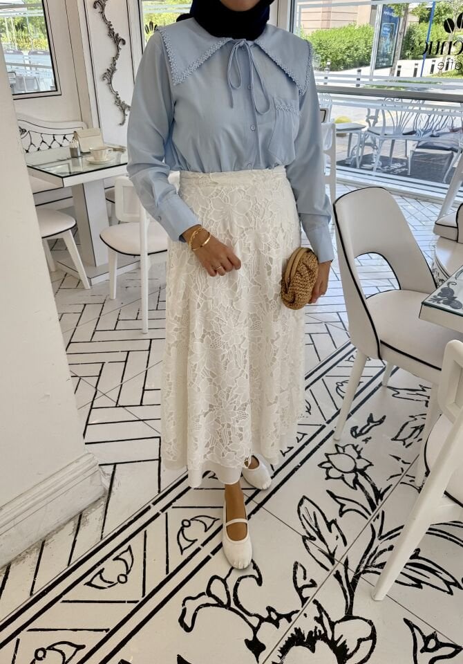 Laure Dantel Detaylı Etek