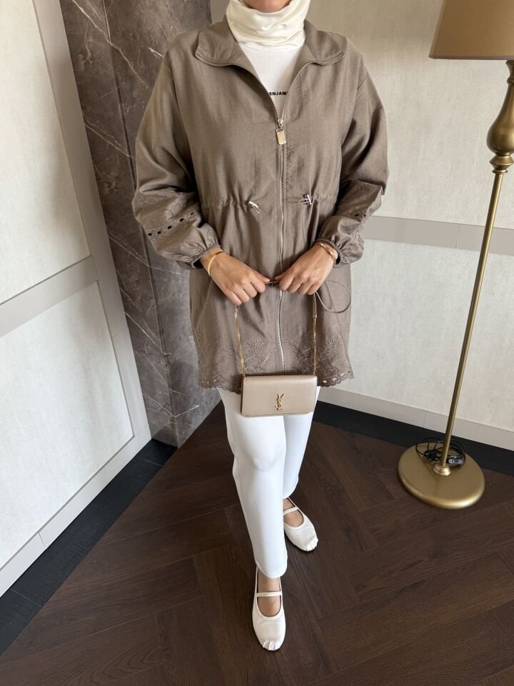 Nakış Detaylı Ceket (Vizon)