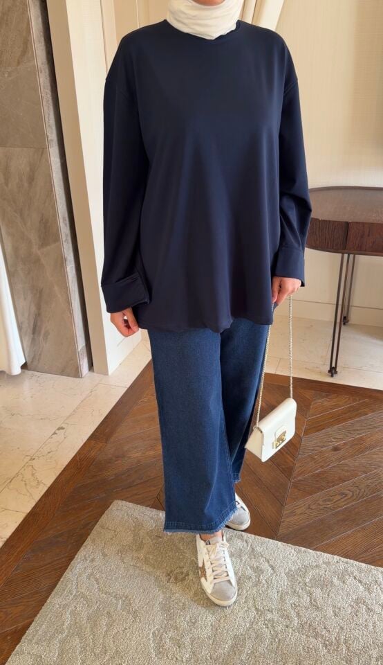 Dikiş Detaylı Basic Sweatshirt (Lacivert)