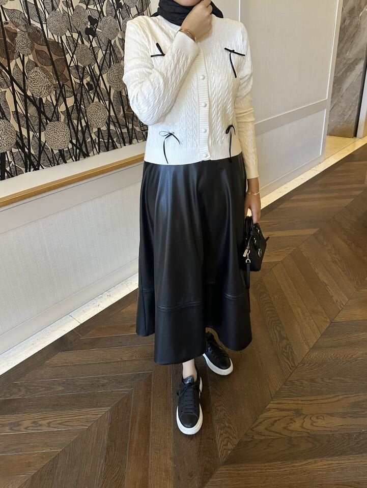 Siyah Deri Kloş Etek