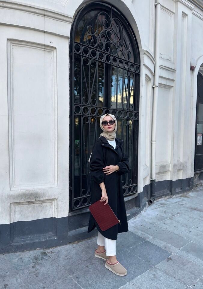 Celin Trenç Kap (Siyah)