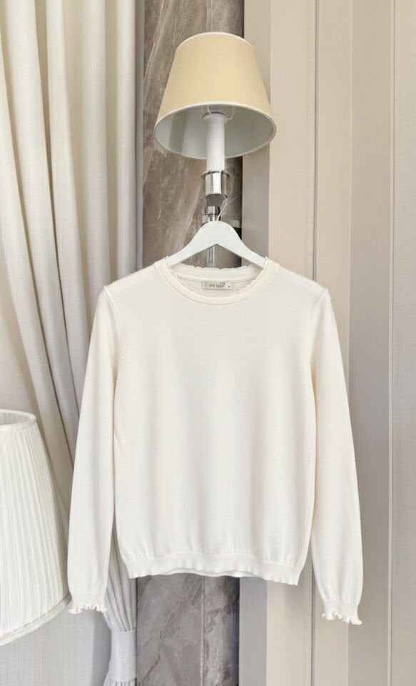 Kol ve Boyun Detaylı Kazak (Beyaz)