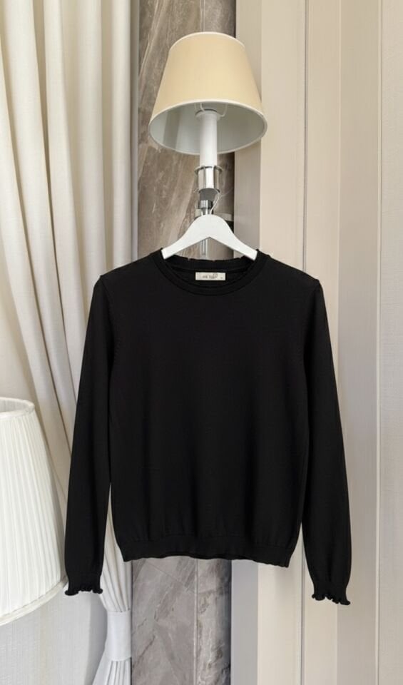 Kol ve Boyun Detaylı Kazak (Siyah)