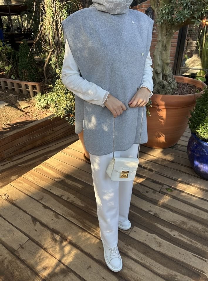 Çıt Çıt Detaylı Kaşe Yelek (Gri)