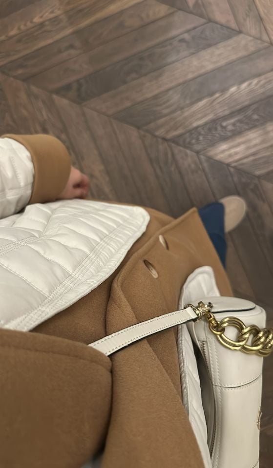 Kaşe Detaylı Kapitone Mont